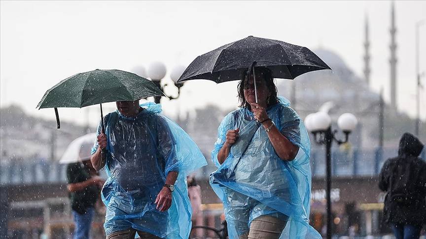 1 Ağustos’ta İstanbul’da gök gürleyecek! Meteoroloji’den sağanak alarmı verildi! 3